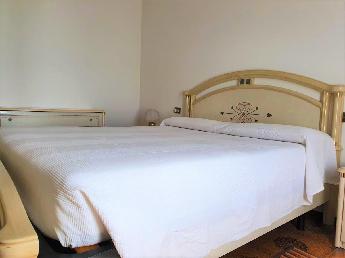 Hotel Madonna Di Luciago 阿尔梅诺 外观 照片