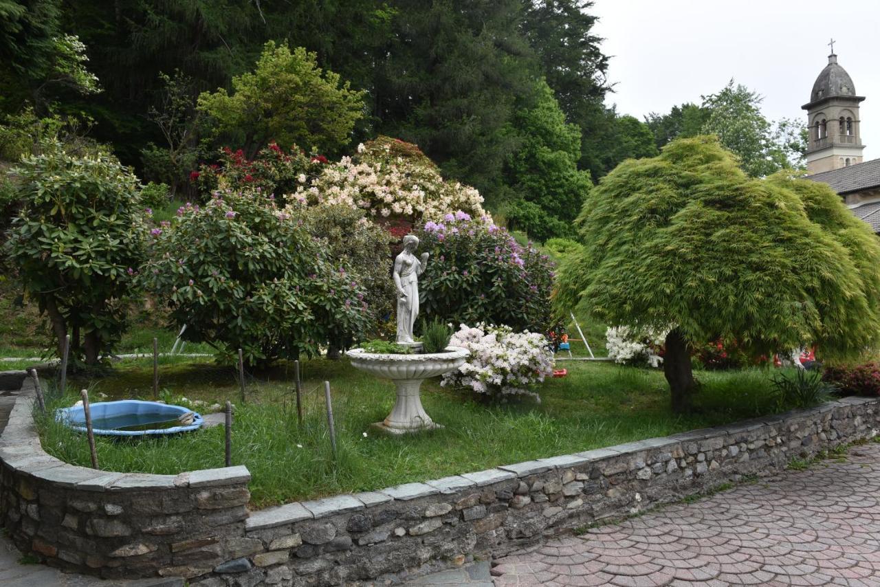 Hotel Madonna Di Luciago 阿尔梅诺 外观 照片